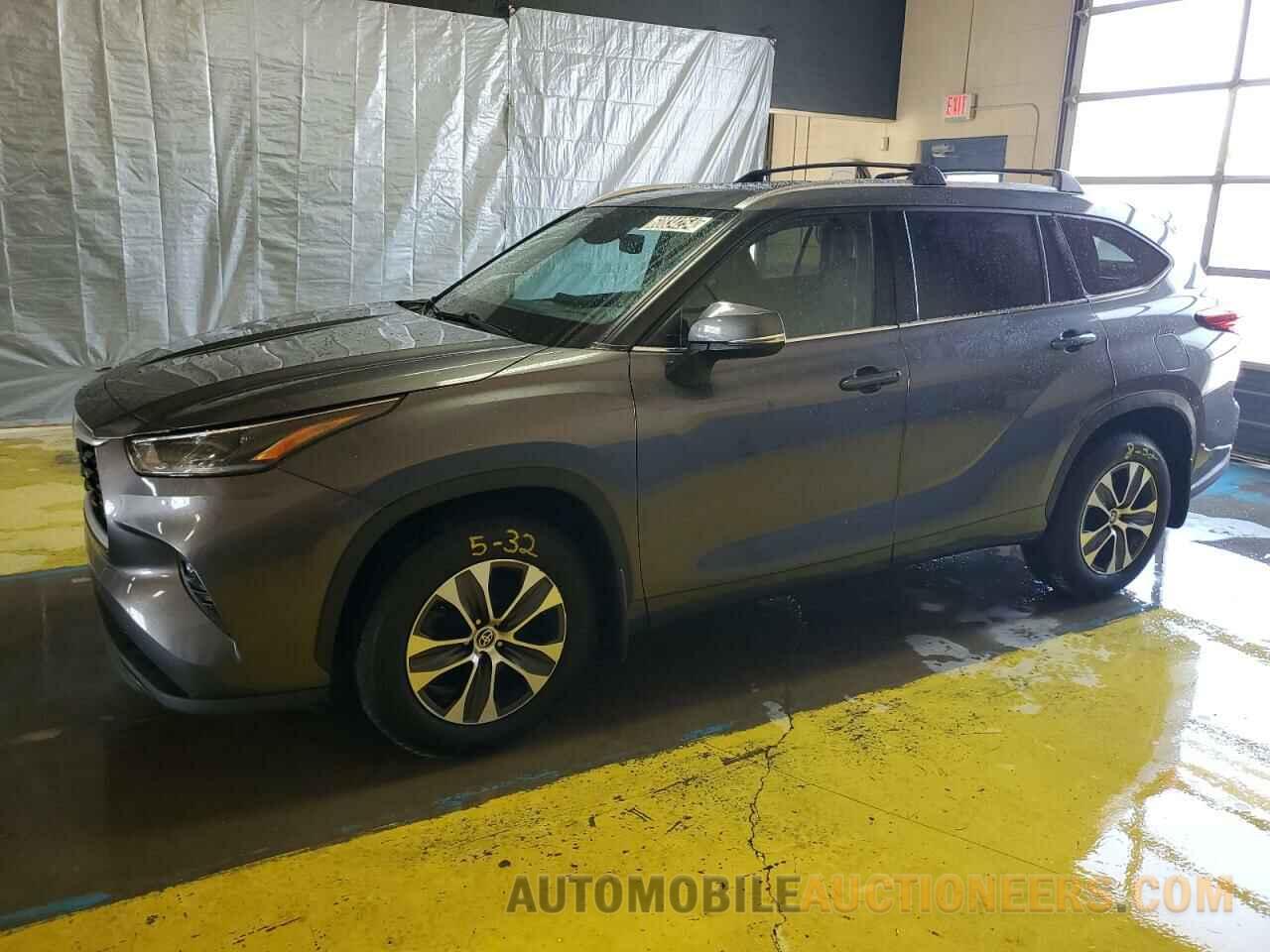 5TDGZRBH8MS084938 TOYOTA HIGHLANDER 2021