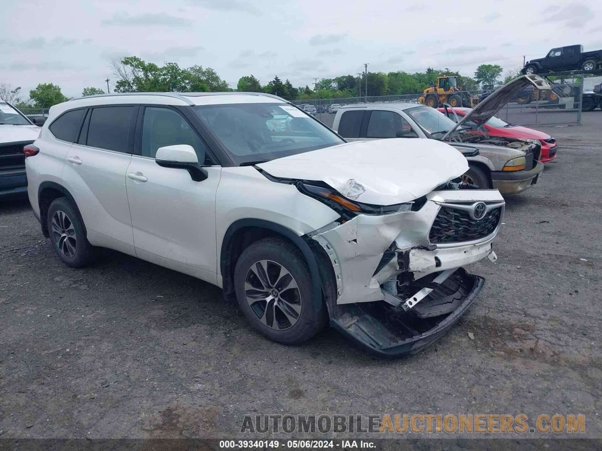 5TDGZRBH8MS137721 TOYOTA HIGHLANDER 2021