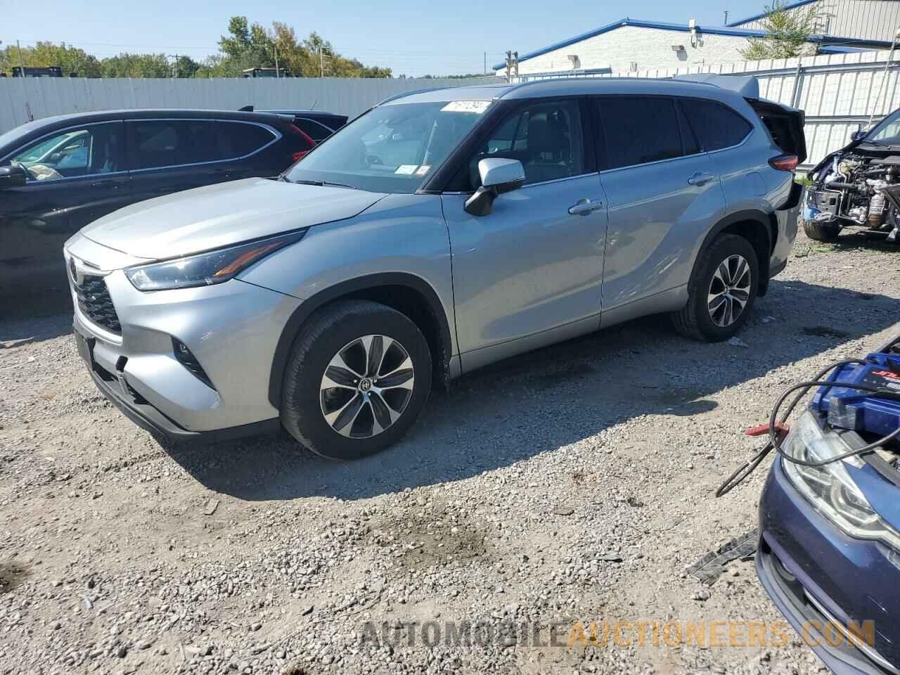 5TDGZRBH8MS156818 TOYOTA HIGHLANDER 2021