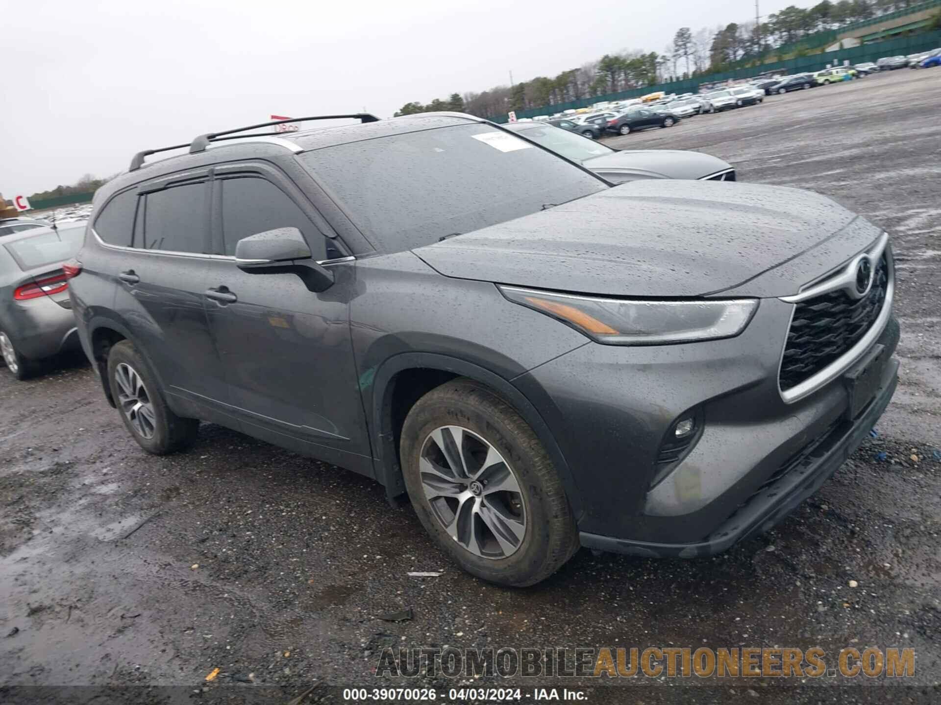 5TDGZRBH8MS529162 TOYOTA HIGHLANDER 2021