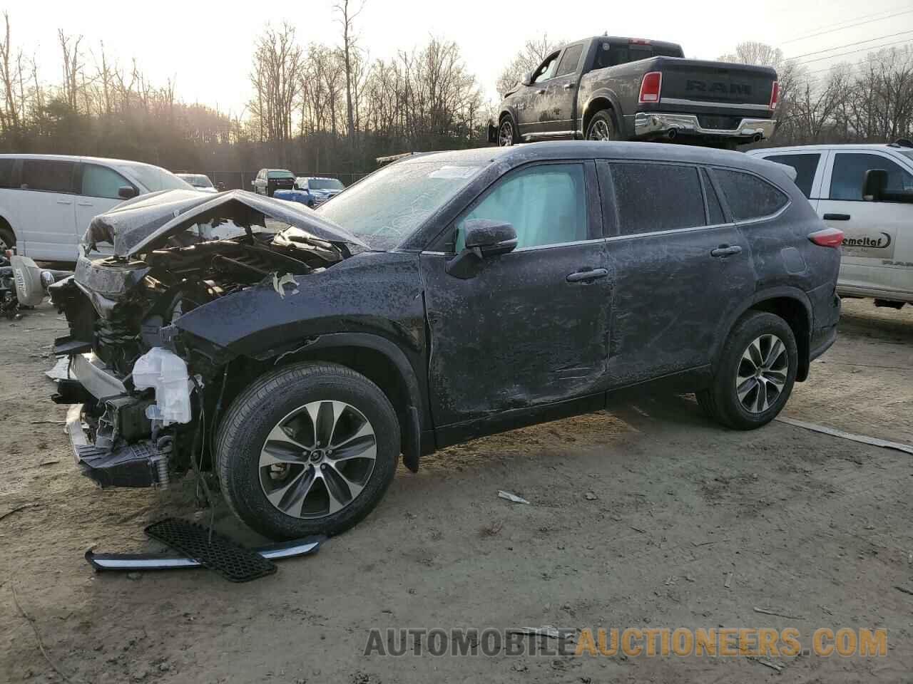 5TDGZRBH8MS536063 TOYOTA HIGHLANDER 2021