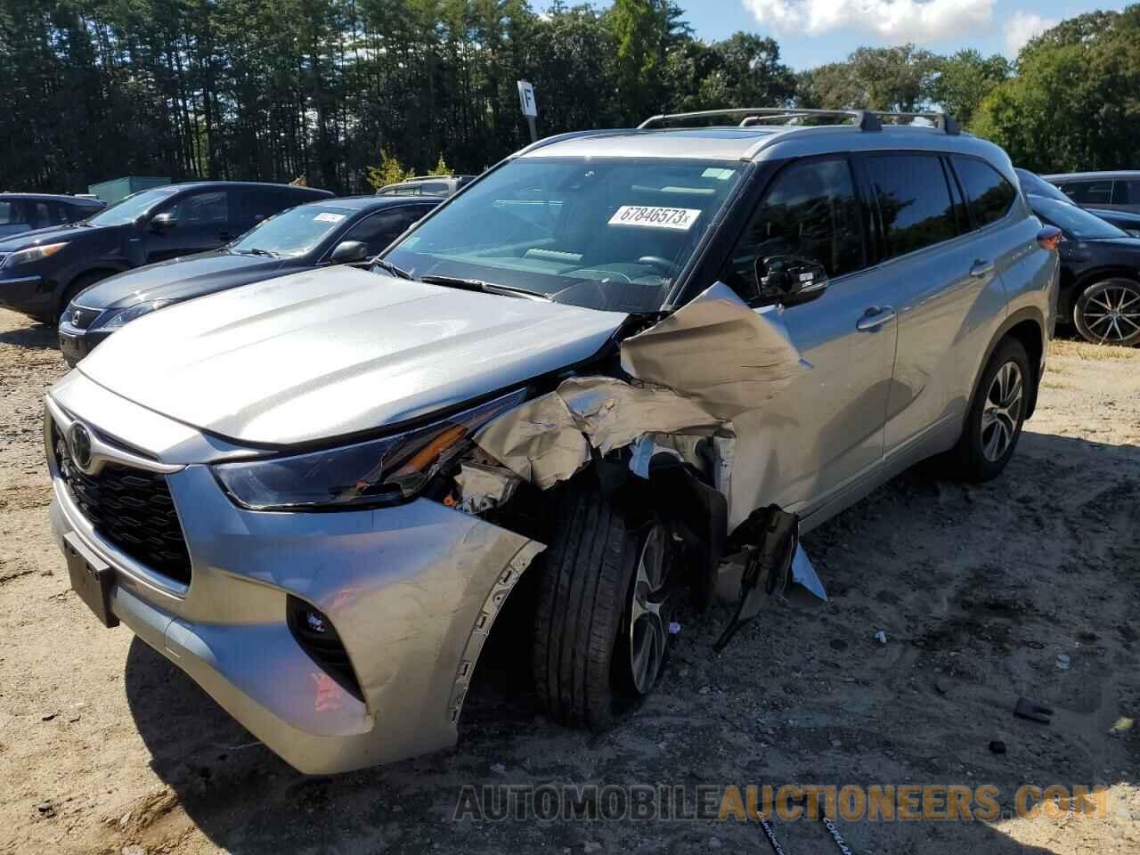 5TDGZRBH8NS256970 TOYOTA HIGHLANDER 2022