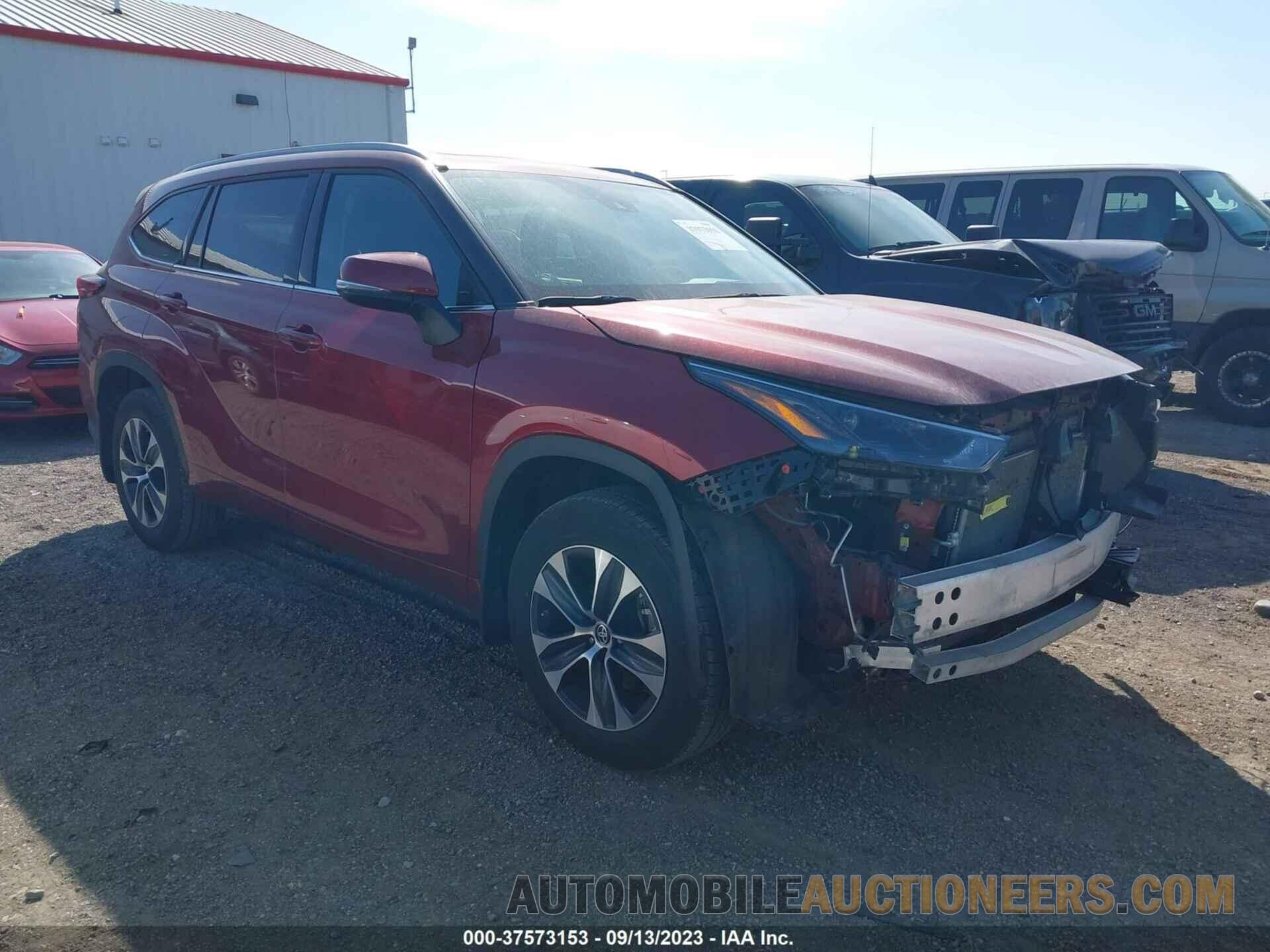 5TDGZRBH8NS561269 TOYOTA HIGHLANDER 2022