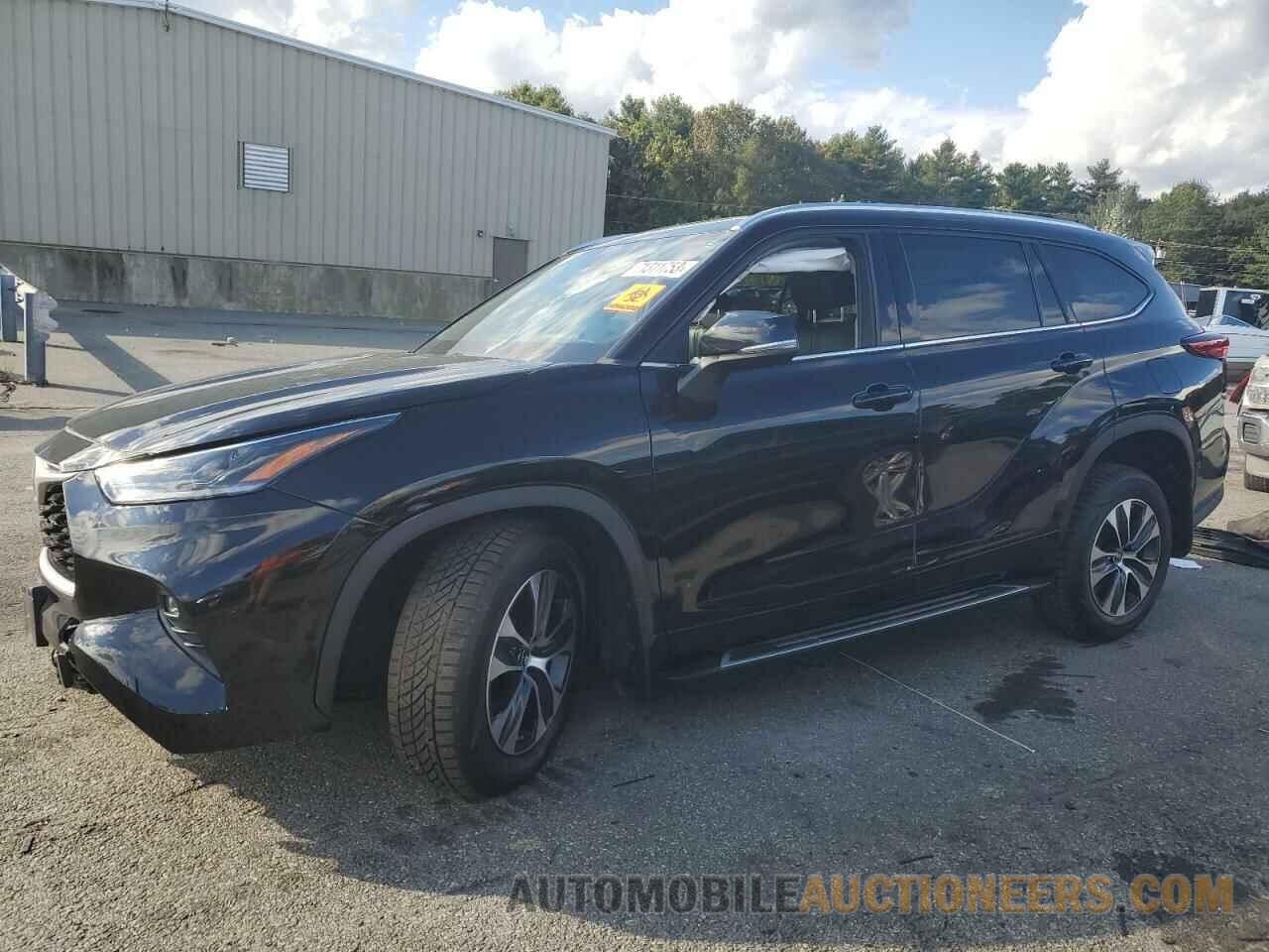 5TDGZRBH9MS124539 TOYOTA HIGHLANDER 2021