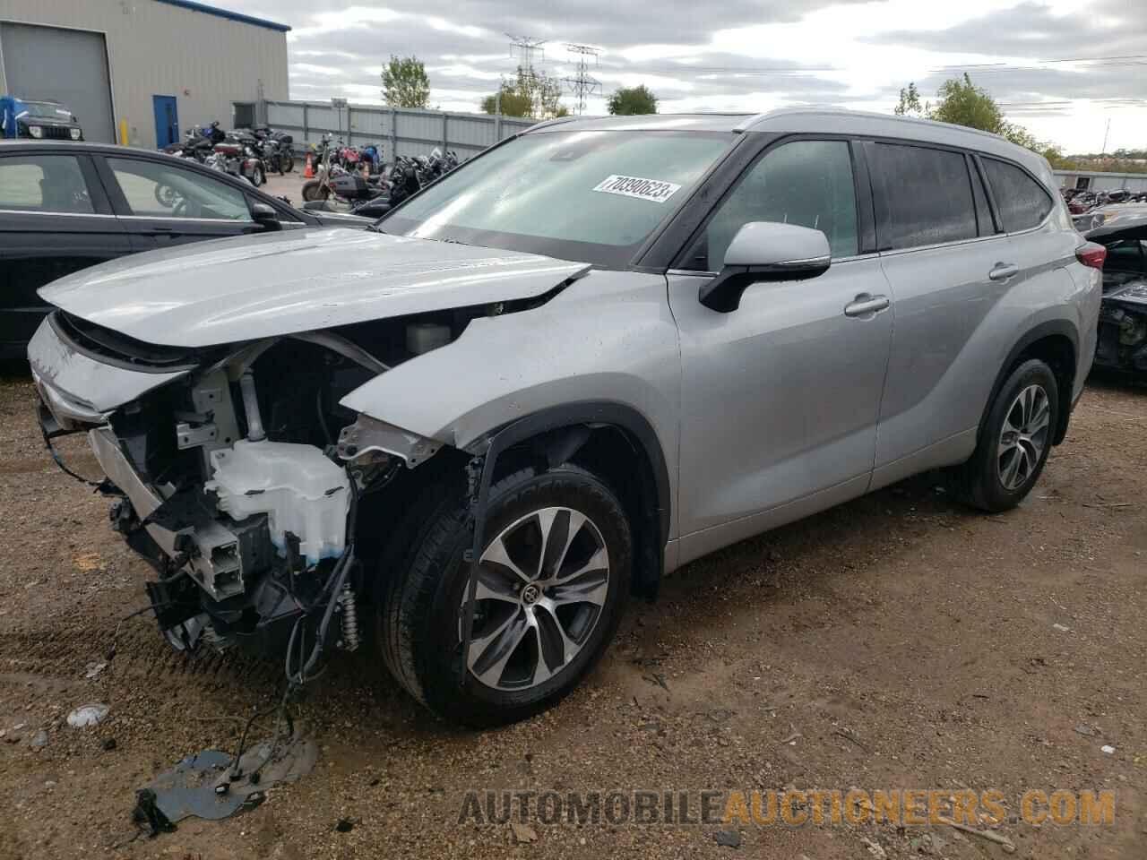 5TDGZRBH9MS142622 TOYOTA HIGHLANDER 2021