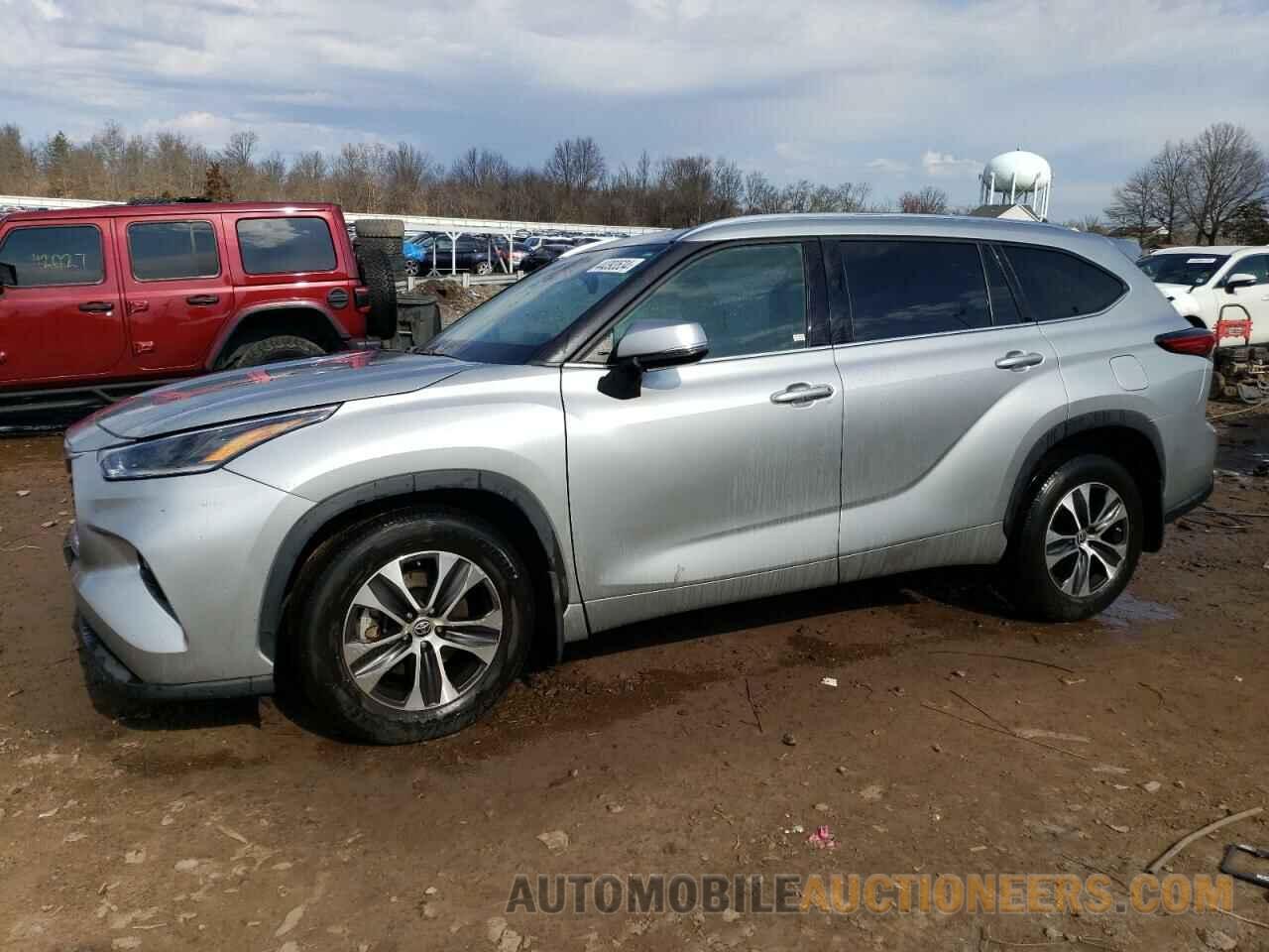 5TDGZRBH9MS559061 TOYOTA HIGHLANDER 2021