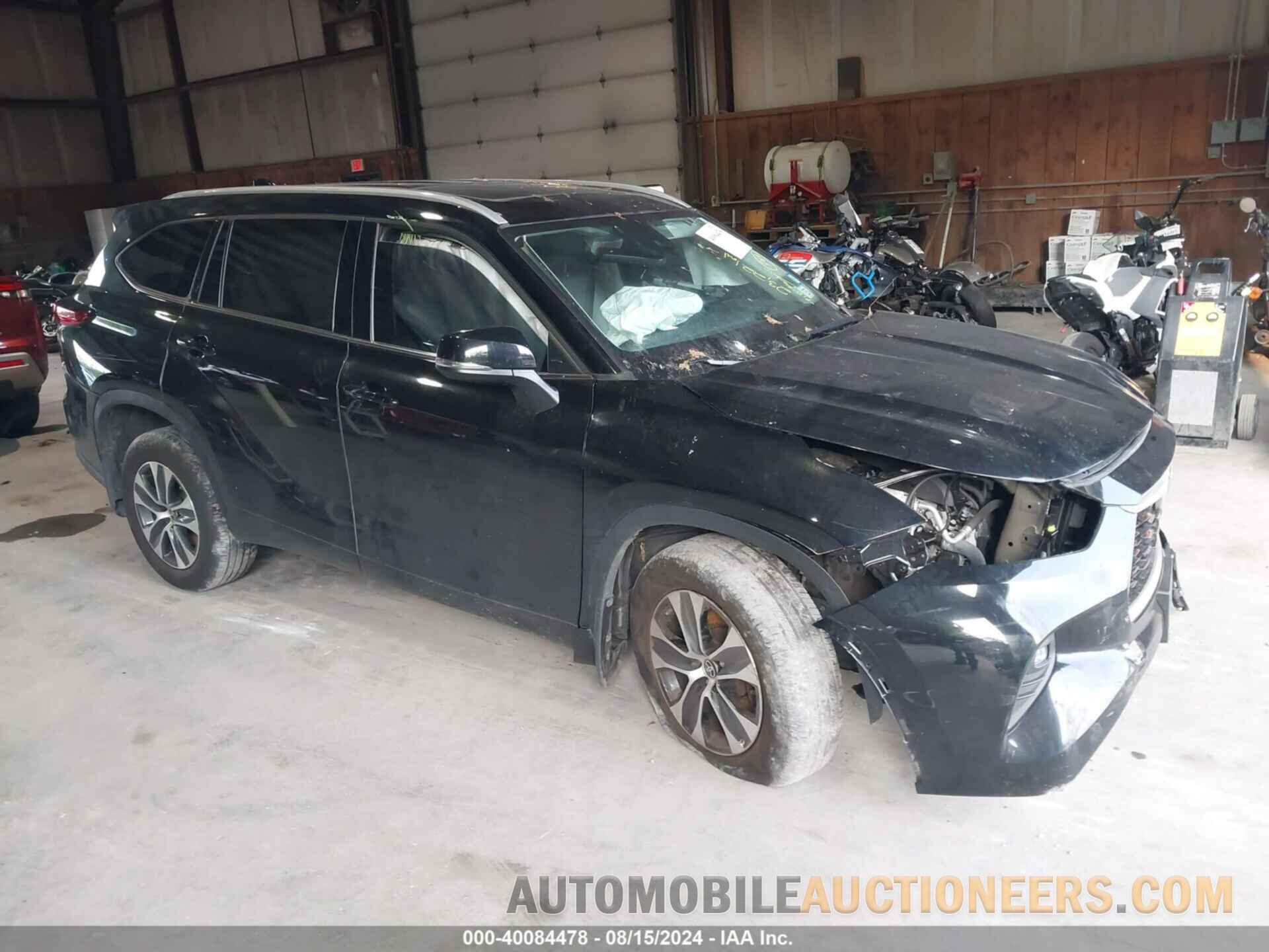 5TDGZRBH9NS236064 TOYOTA HIGHLANDER 2022