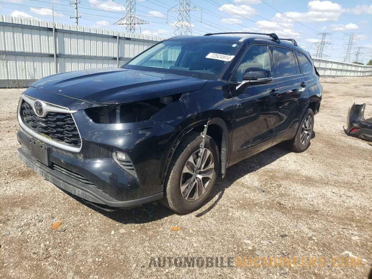 5TDGZRBH9NS586438 TOYOTA HIGHLANDER 2022