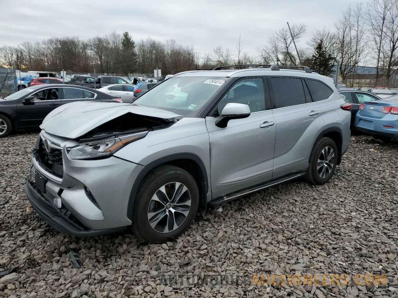 5TDGZRBHXLS052796 TOYOTA HIGHLANDER 2020