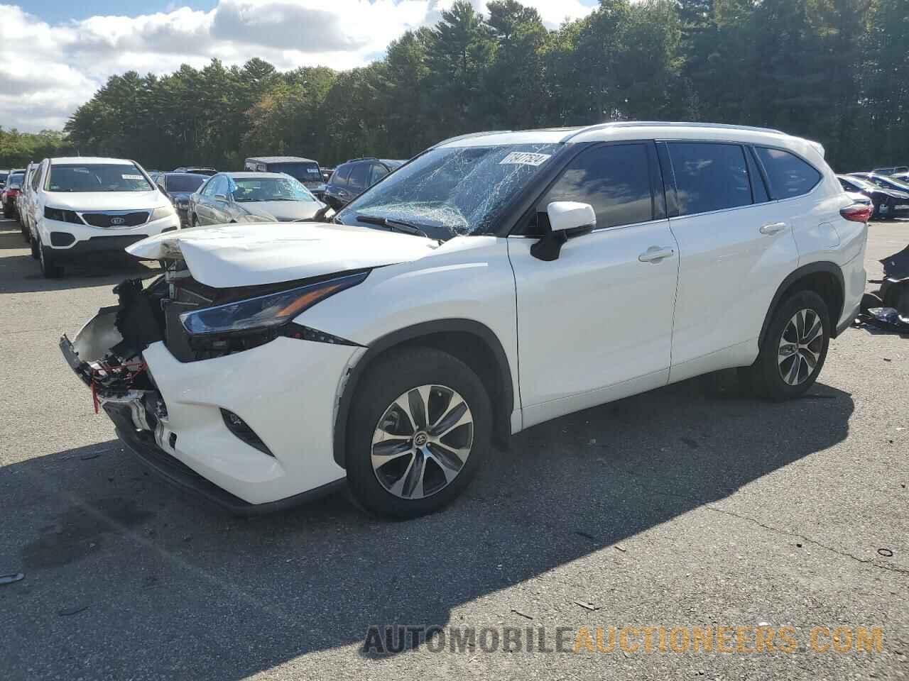 5TDGZRBHXMS102226 TOYOTA HIGHLANDER 2021