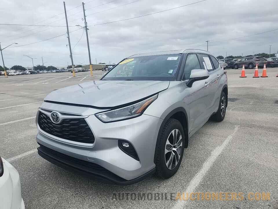 5TDGZRBHXMS129703 Toyota Highlander 2021