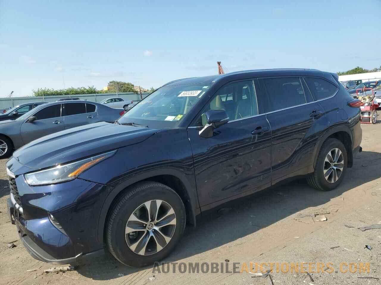 5TDGZRBHXMS528272 TOYOTA HIGHLANDER 2021