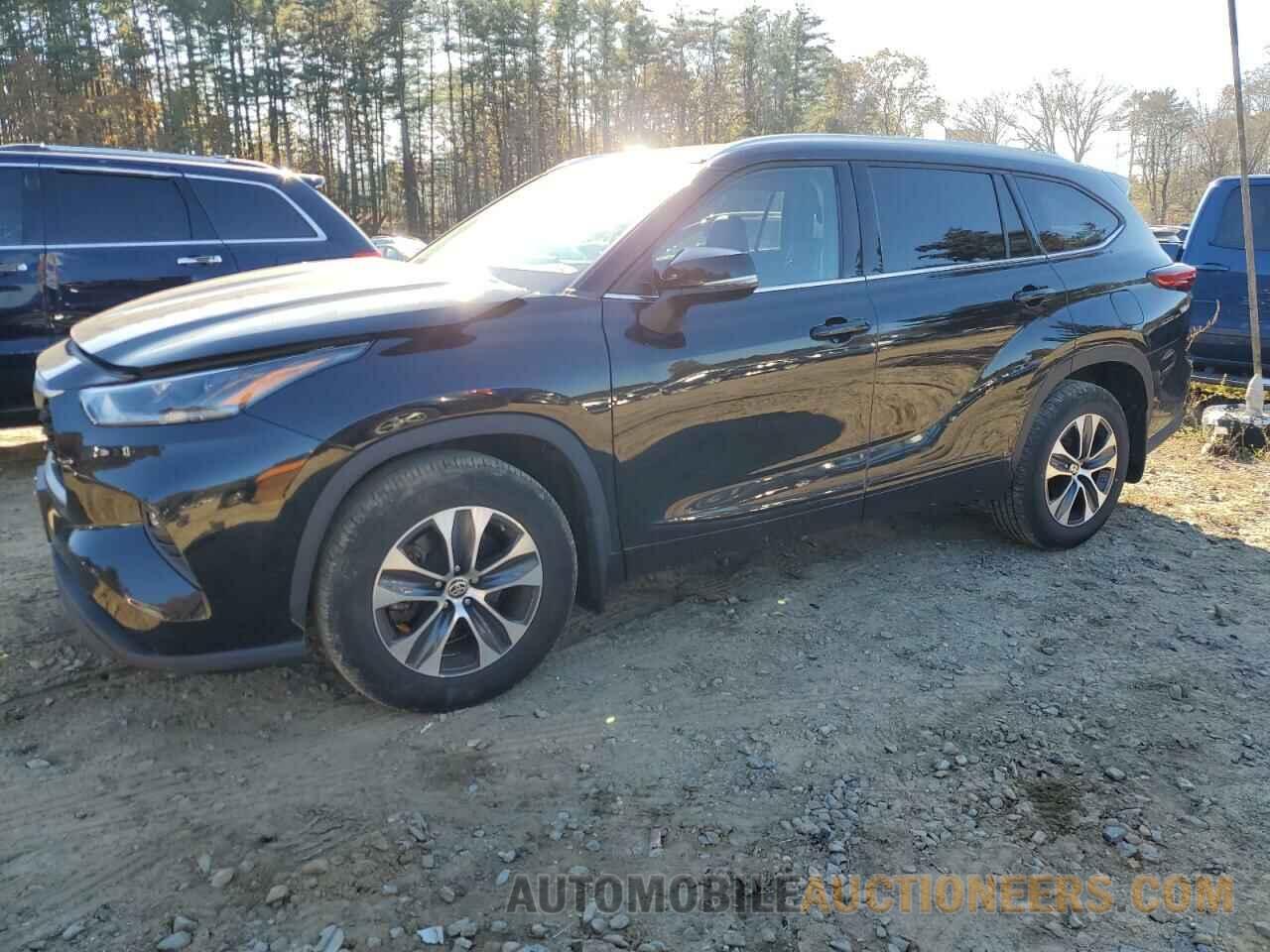 5TDGZRBHXMS532449 TOYOTA HIGHLANDER 2021