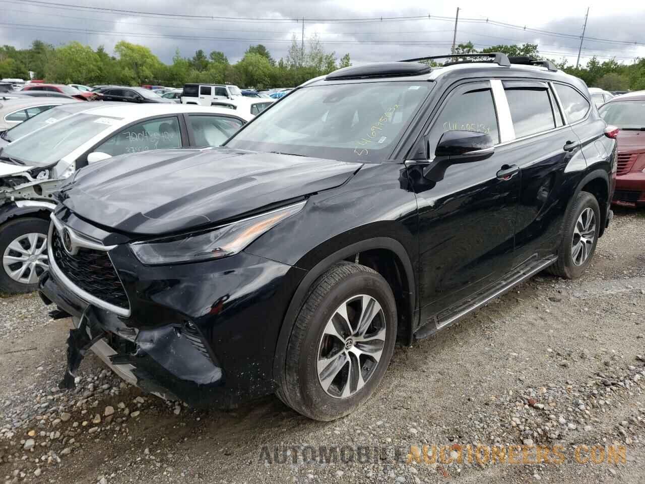 5TDGZRBHXNS183150 TOYOTA HIGHLANDER 2022