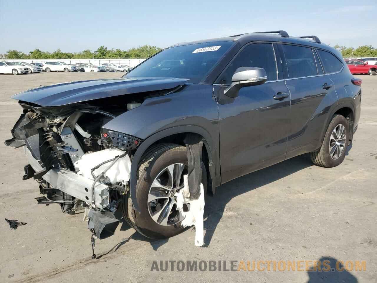 5TDGZRBHXNS573956 TOYOTA HIGHLANDER 2022