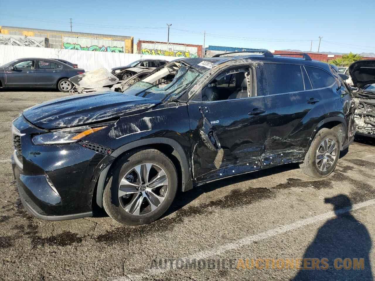 5TDHARAH1MS509560 TOYOTA HIGHLANDER 2021