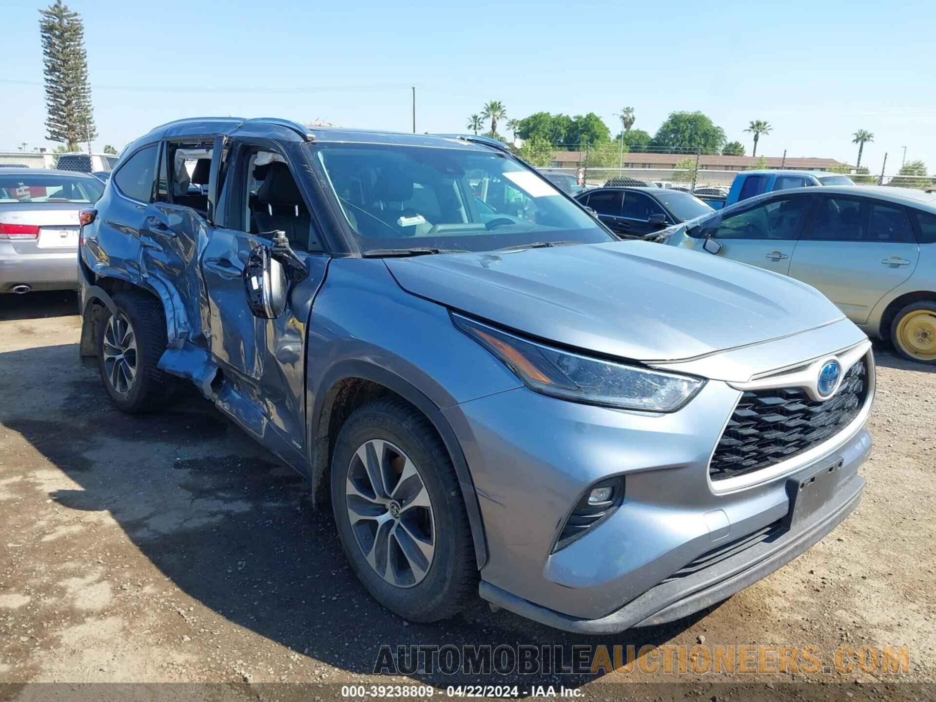 5TDHBRCH0MS049690 TOYOTA HIGHLANDER 2021