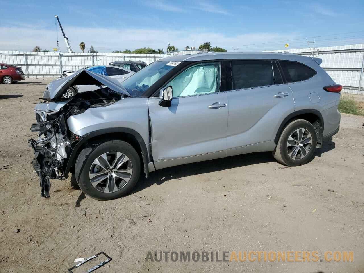 5TDHBRCH0NS554792 TOYOTA HIGHLANDER 2022