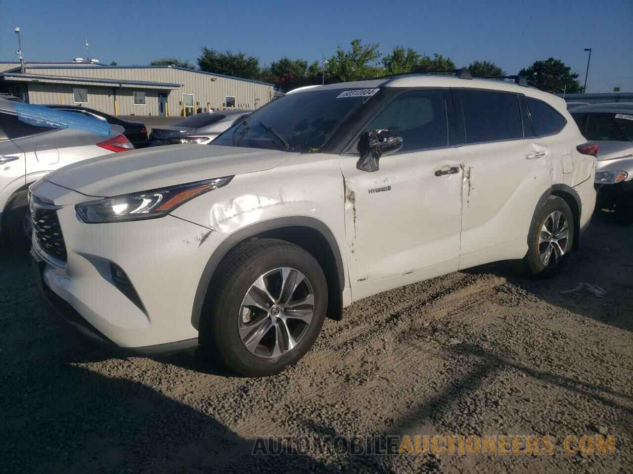 5TDHBRCH1LS501323 TOYOTA HIGHLANDER 2020