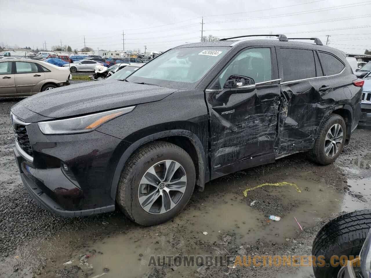 5TDHBRCH2MS029456 TOYOTA HIGHLANDER 2021