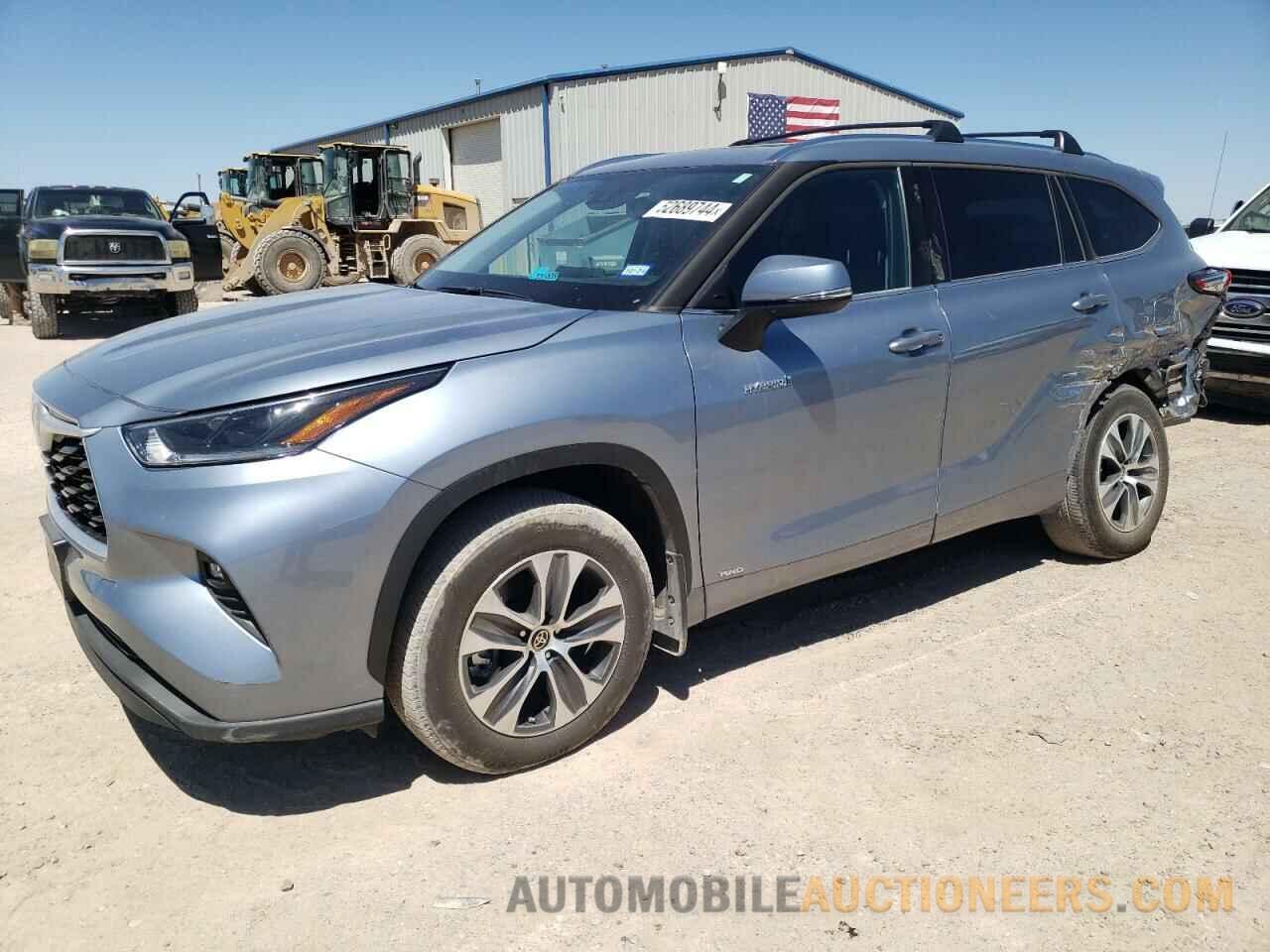 5TDHBRCH2MS059332 TOYOTA HIGHLANDER 2021