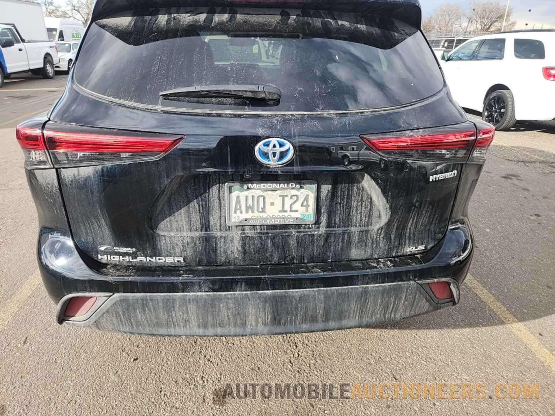 5TDHBRCH2MS067530 TOYOTA HIGHLANDER 2021