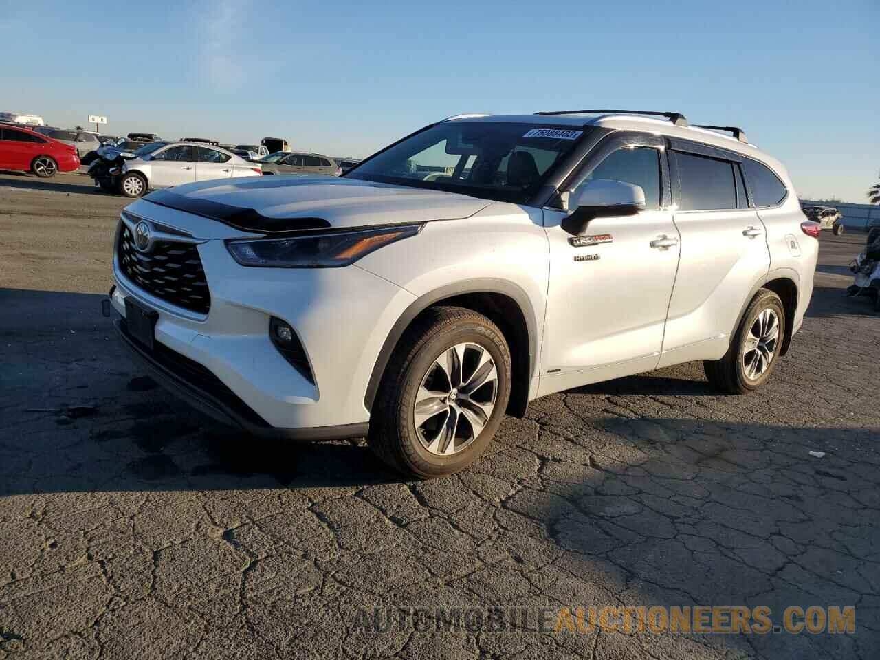 5TDHBRCH2MS518410 TOYOTA HIGHLANDER 2021