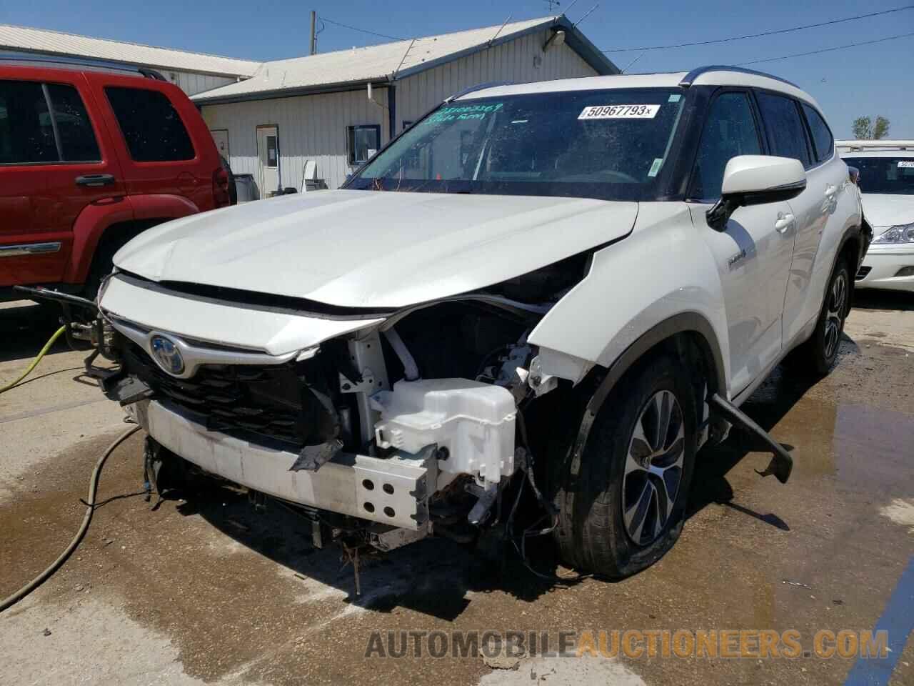 5TDHBRCH2MS532324 TOYOTA HIGHLANDER 2021