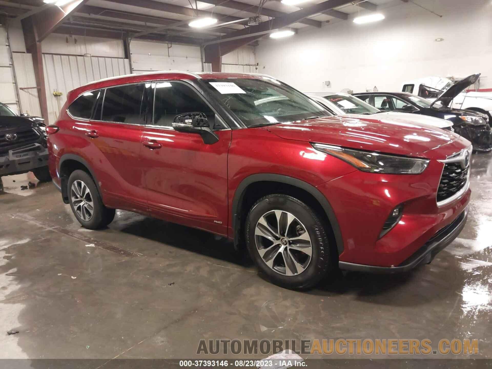 5TDHBRCH2NS539789 TOYOTA HIGHLANDER 2022