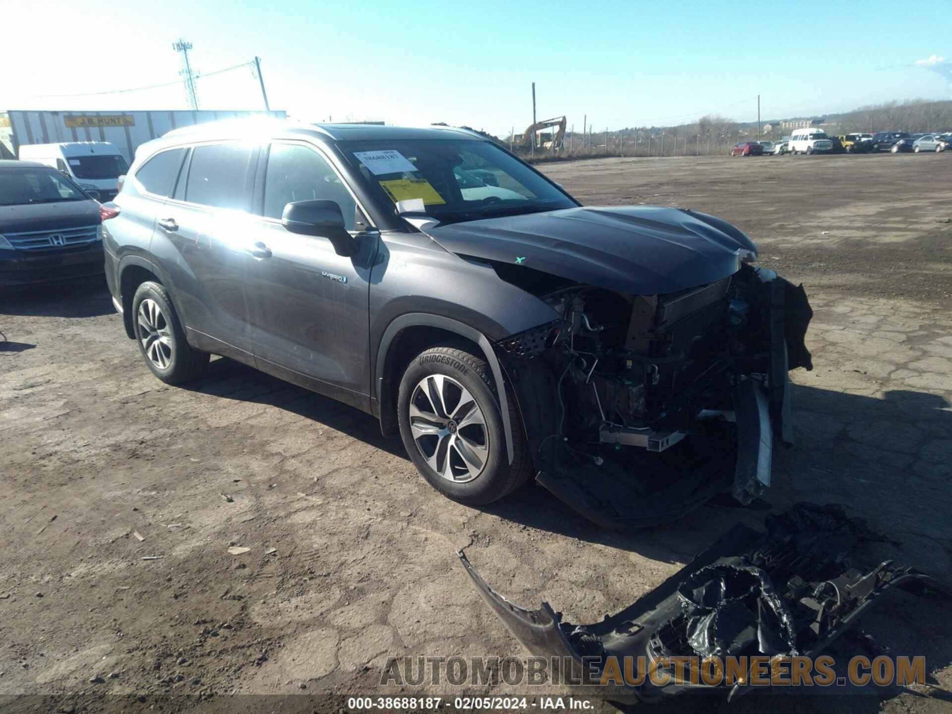 5TDHBRCH3MS523924 TOYOTA HIGHLANDER 2021