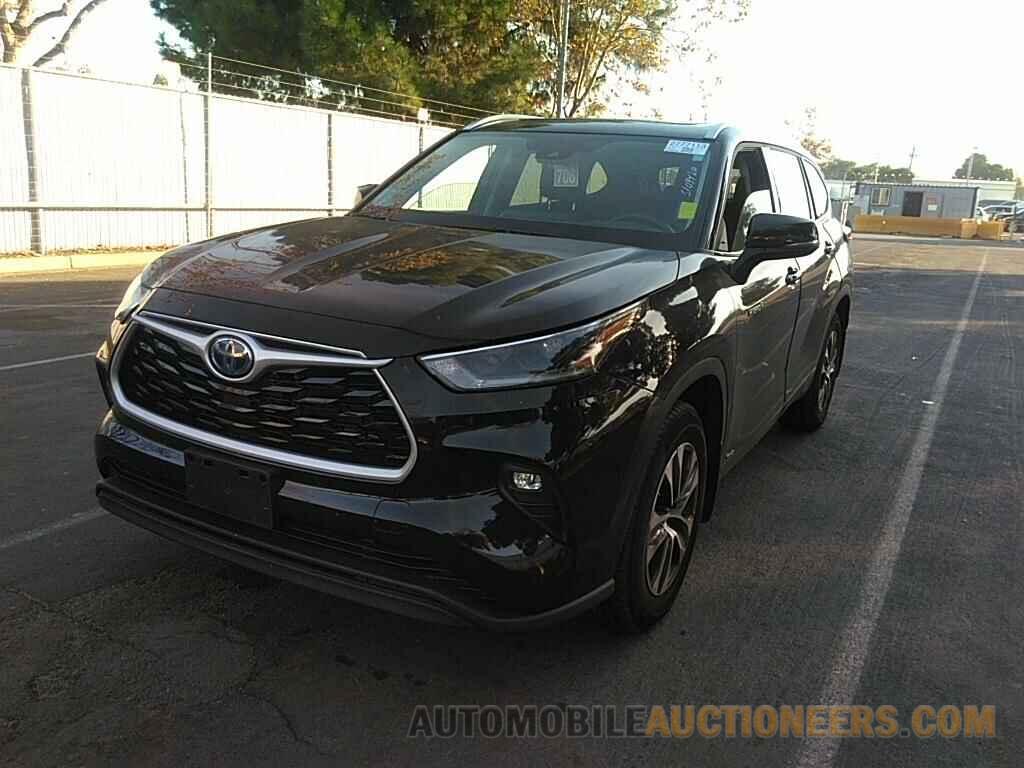 5TDHBRCH4MS061311 Toyota Highlander Hybrid 2021