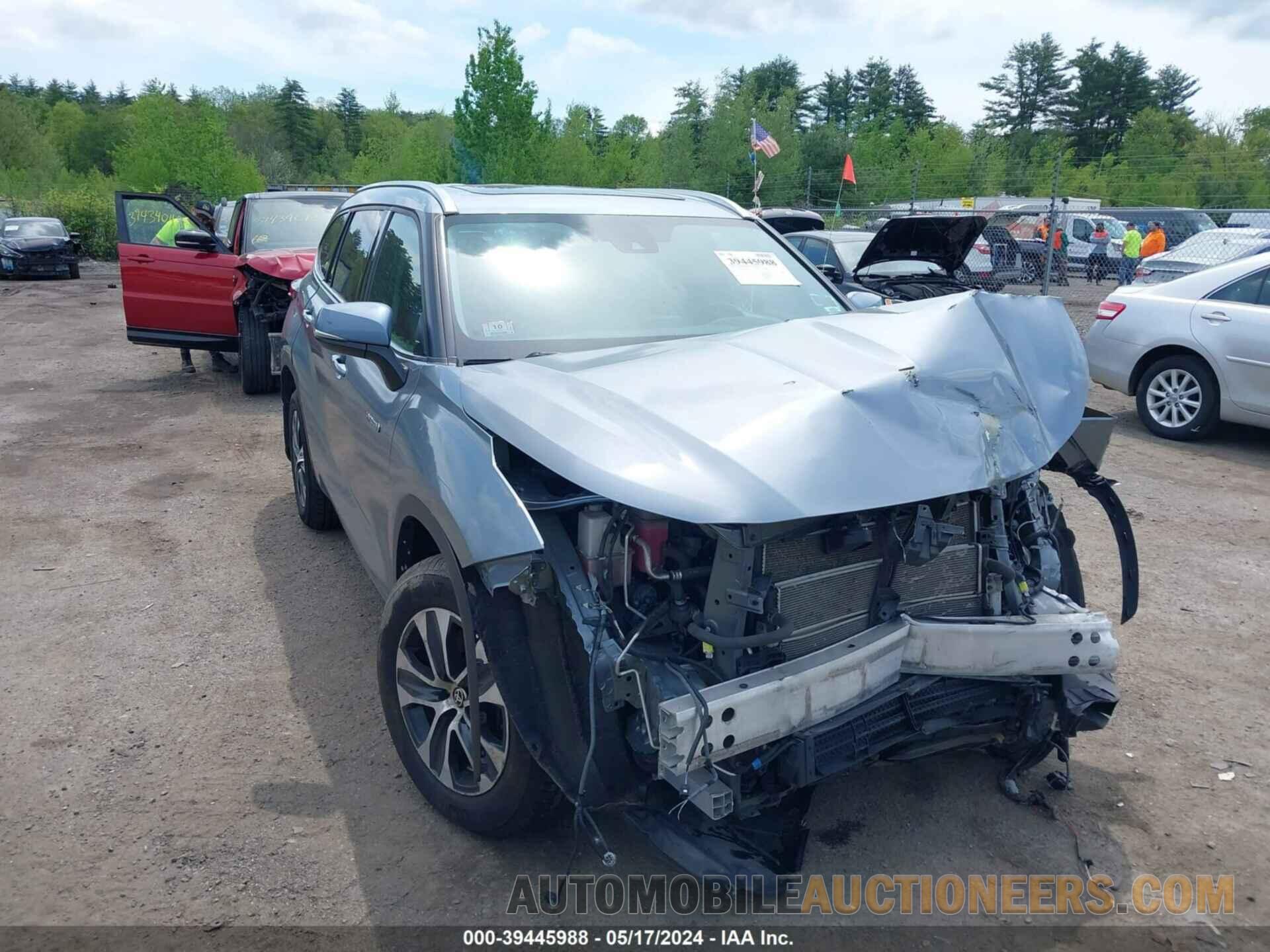 5TDHBRCH4MS065813 TOYOTA HIGHLANDER 2021