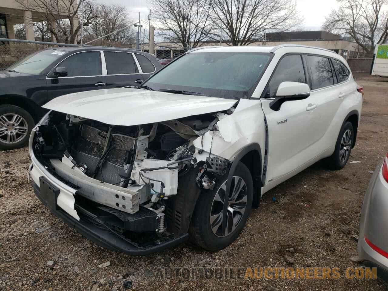 5TDHBRCH5MS521950 TOYOTA HIGHLANDER 2021