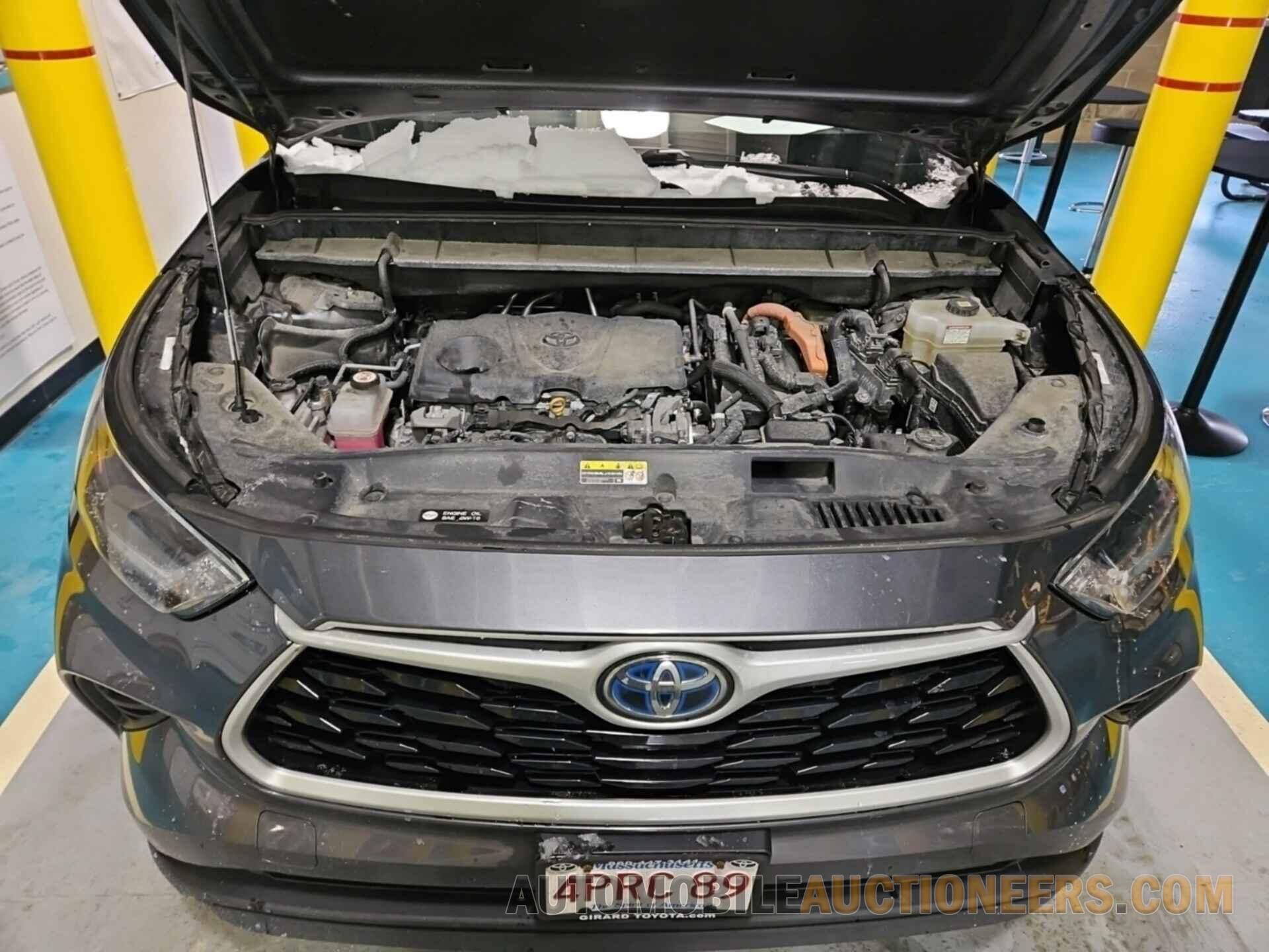 5TDHBRCH5MS535539 TOYOTA HIGHLANDER 2021