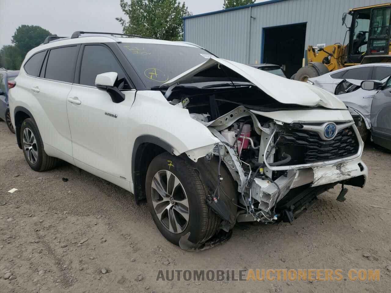 5TDHBRCH6MS522153 TOYOTA HIGHLANDER 2021