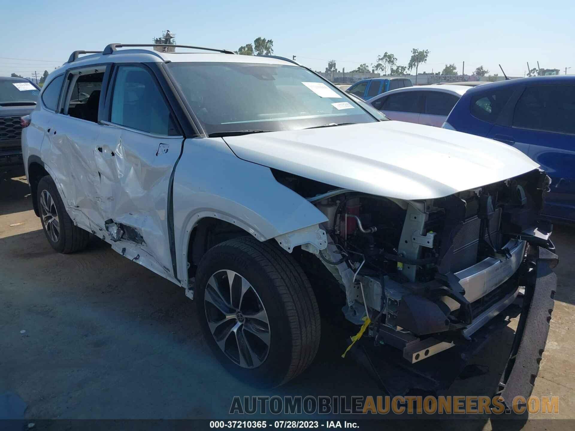 5TDHBRCH7NS541330 TOYOTA HIGHLANDER 2022