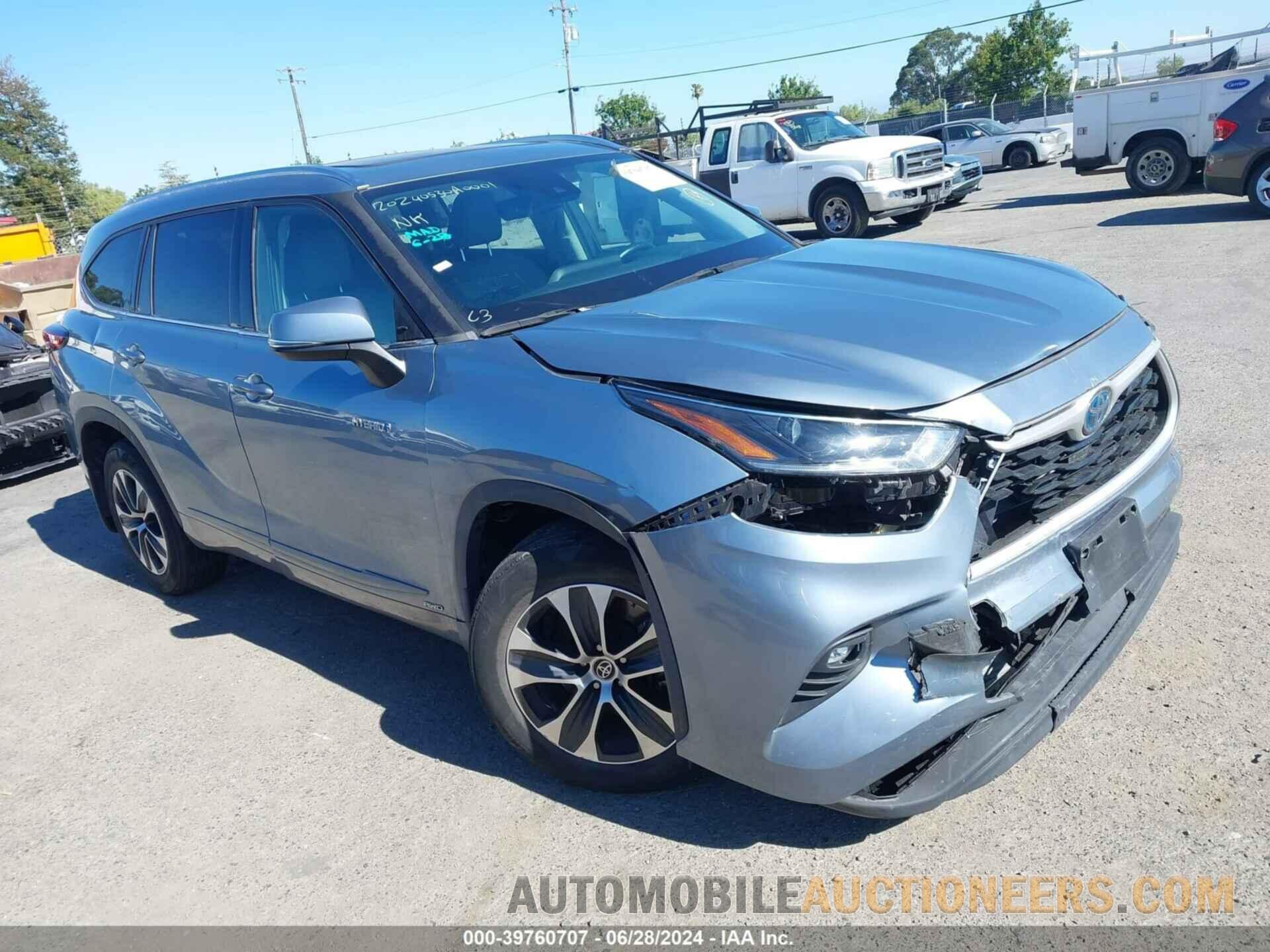 5TDHBRCH8MS055463 TOYOTA HIGHLANDER 2021