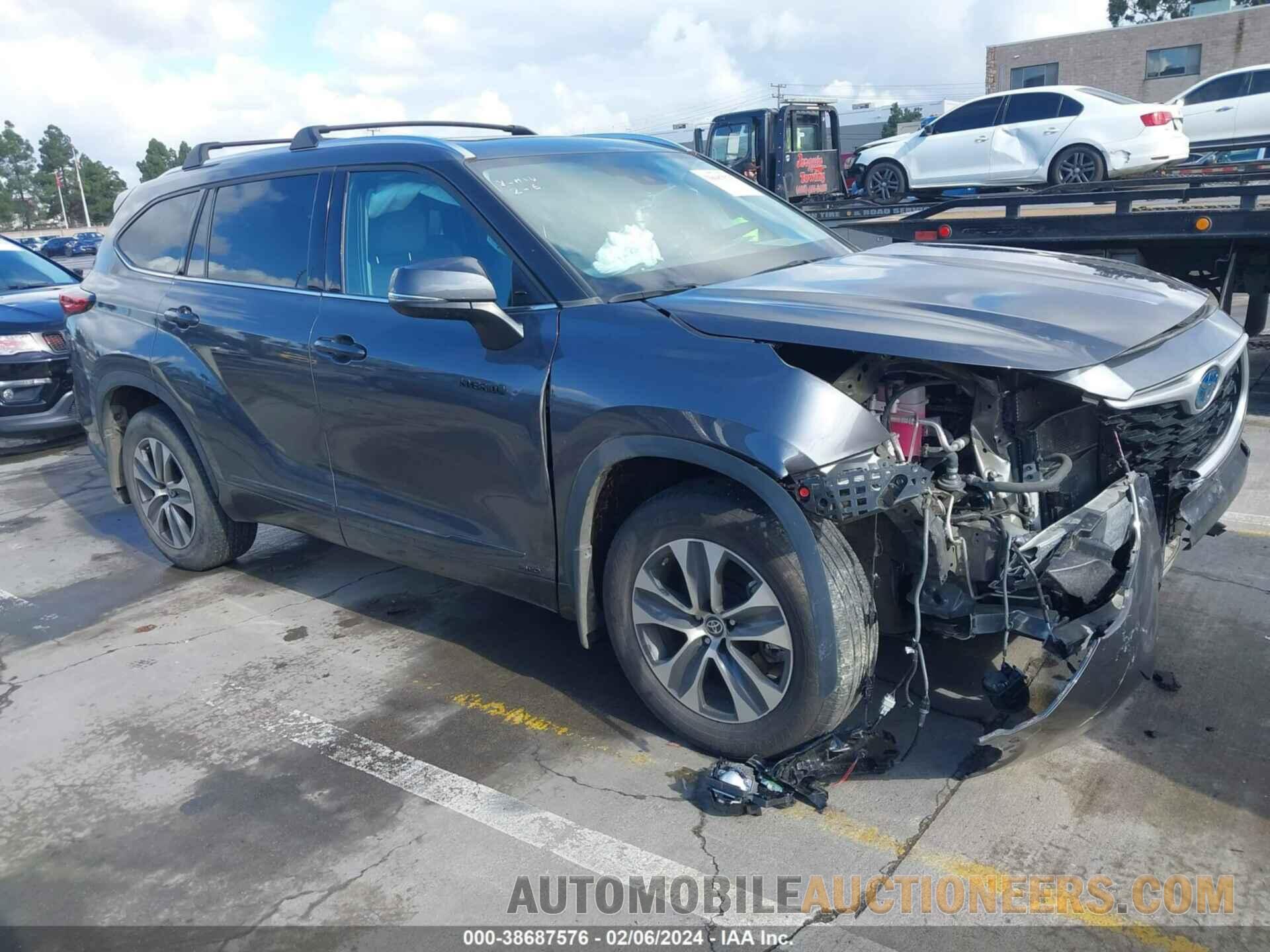 5TDHBRCH8MS534336 TOYOTA HIGHLANDER 2021