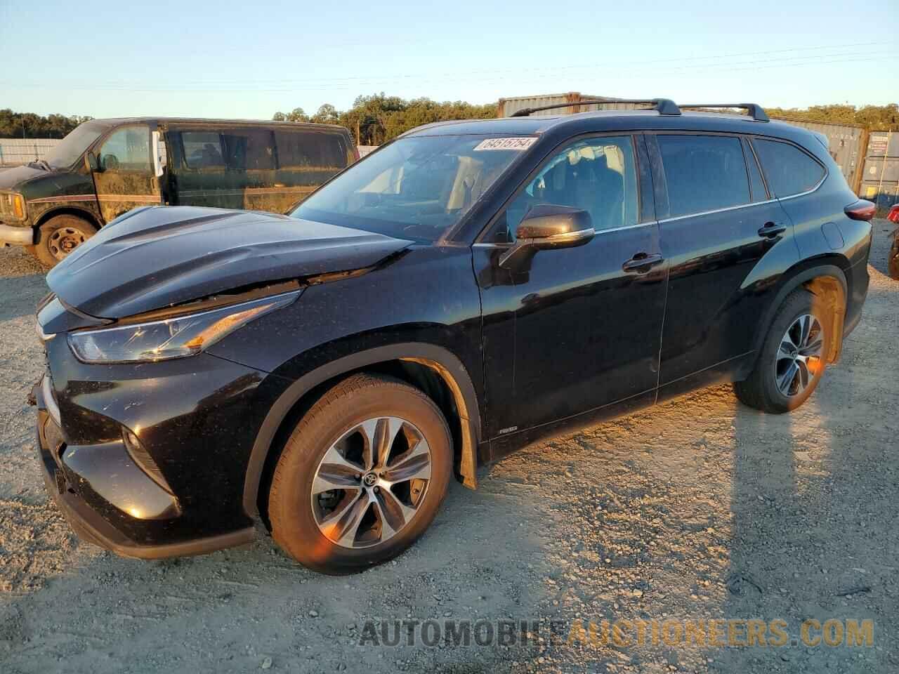 5TDHBRCH8NS095897 TOYOTA HIGHLANDER 2022