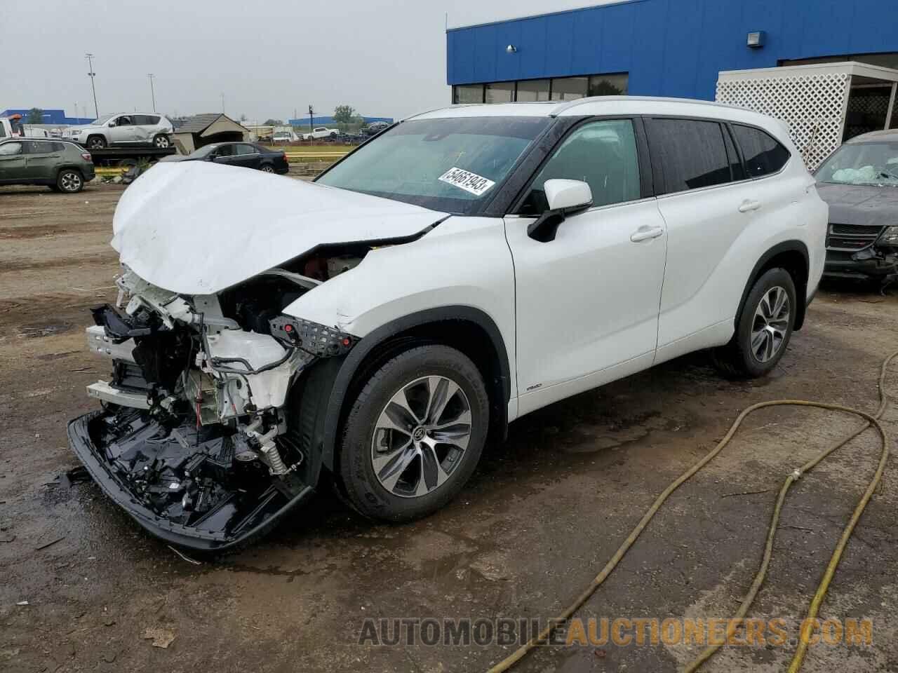 5TDHBRCH8NS555978 TOYOTA HIGHLANDER 2022