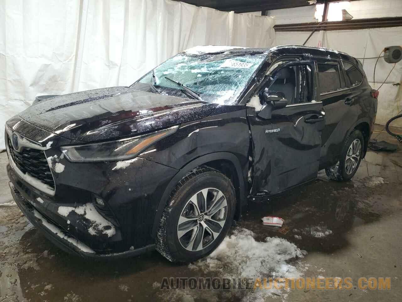 5TDHBRCH9MS020804 TOYOTA HIGHLANDER 2021