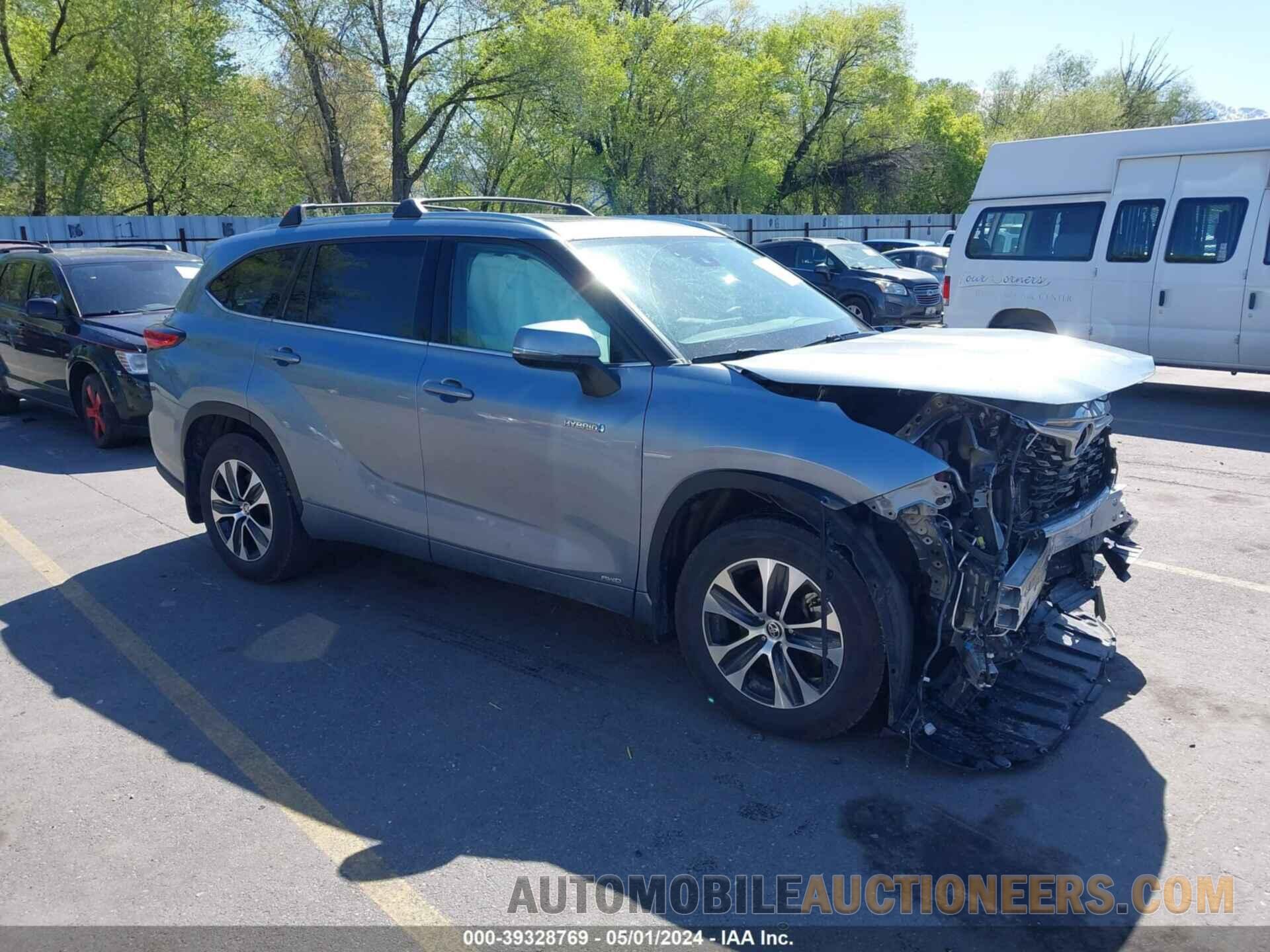 5TDHBRCHXLS006053 TOYOTA HIGHLANDER 2020