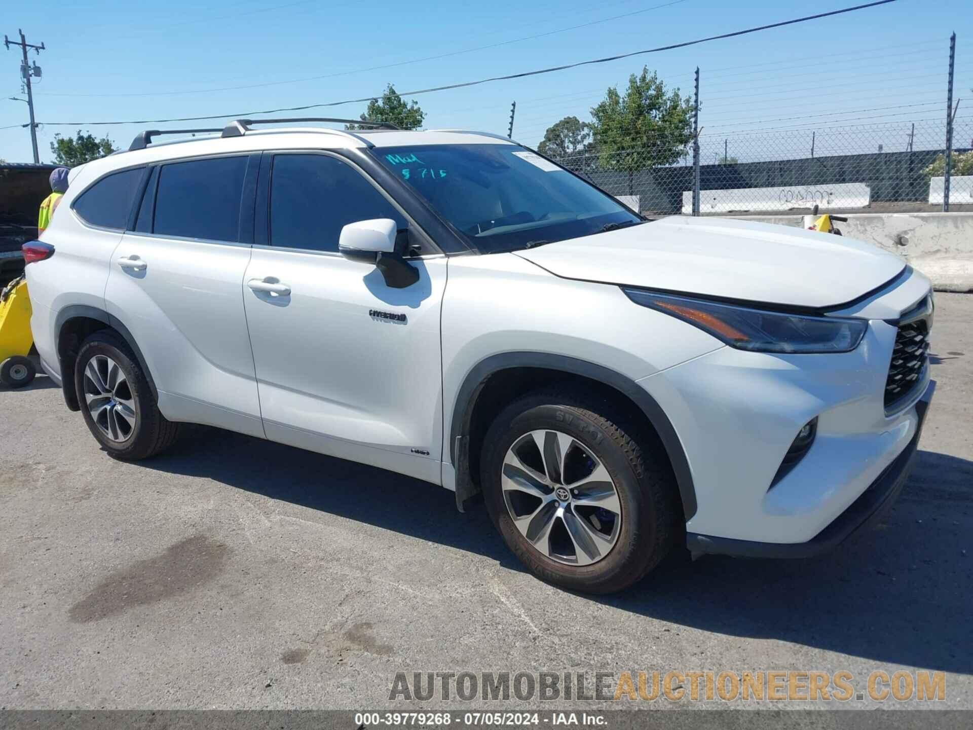 5TDHBRCHXMS526545 TOYOTA HIGHLANDER 2021