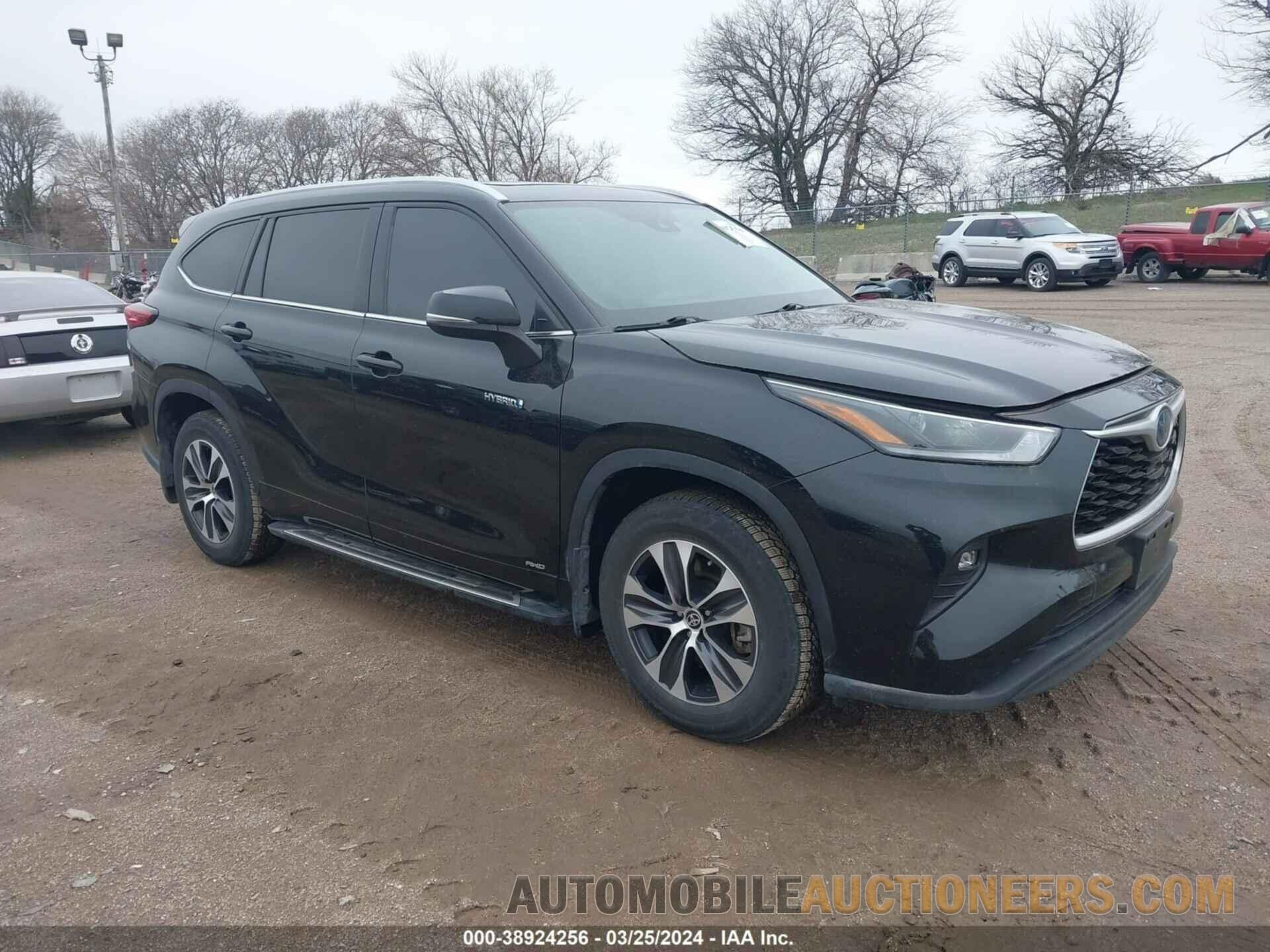 5TDHBRCHXMS528151 TOYOTA HIGHLANDER 2021