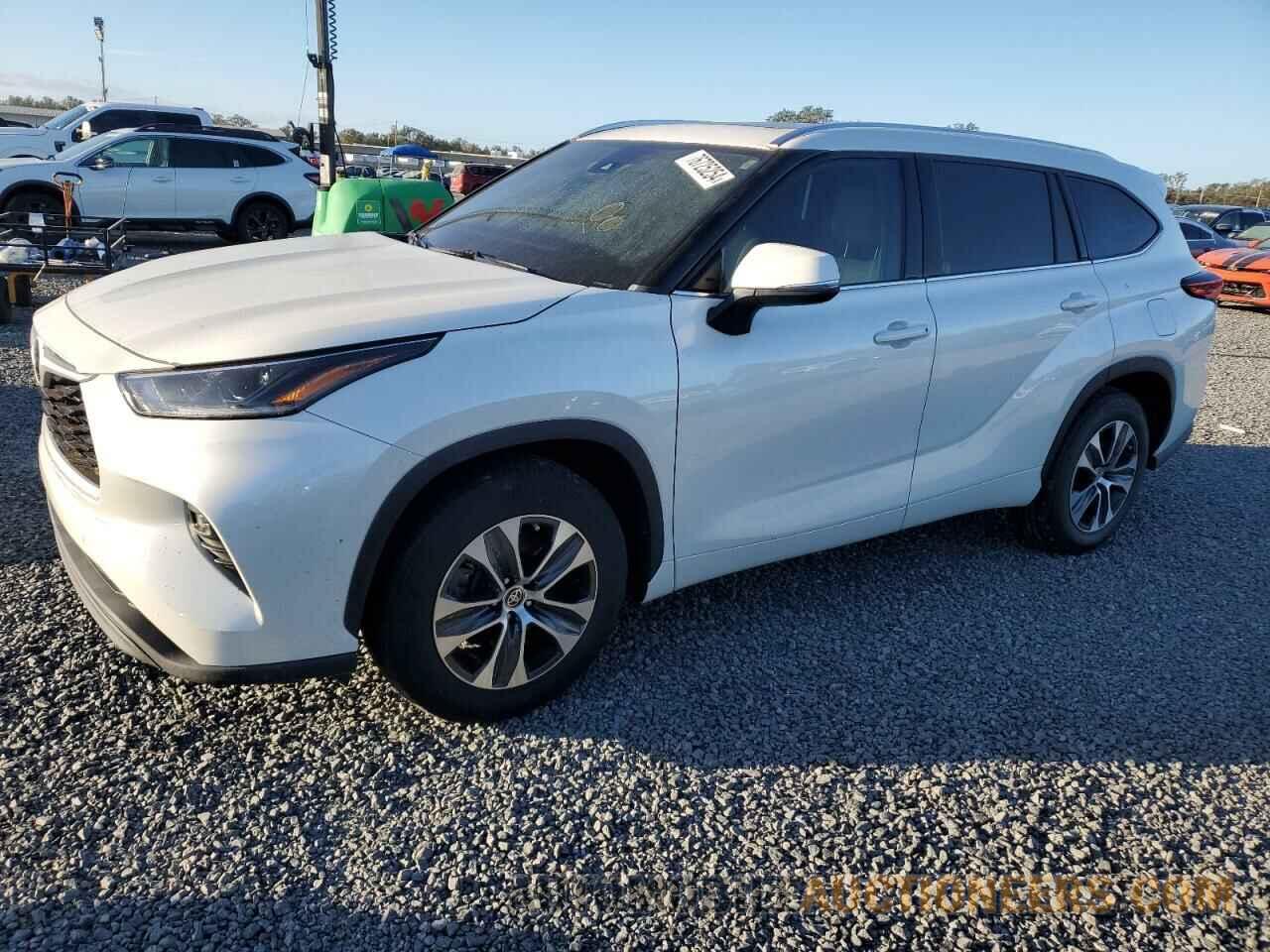 5TDHZRAH1MS533057 TOYOTA HIGHLANDER 2021