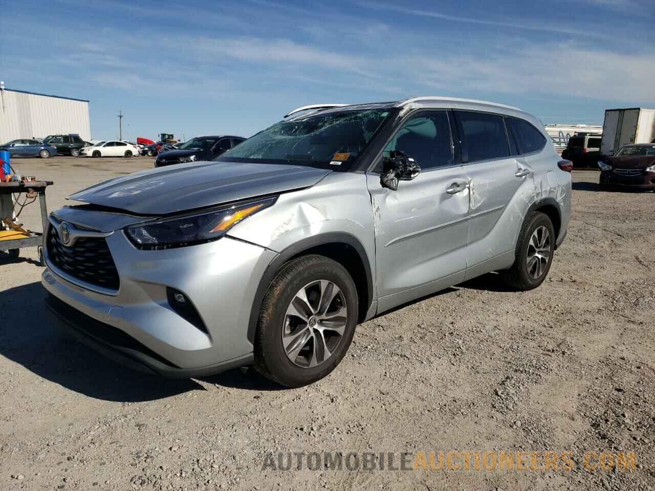 5TDHZRAH4NS115870 TOYOTA HIGHLANDER 2022