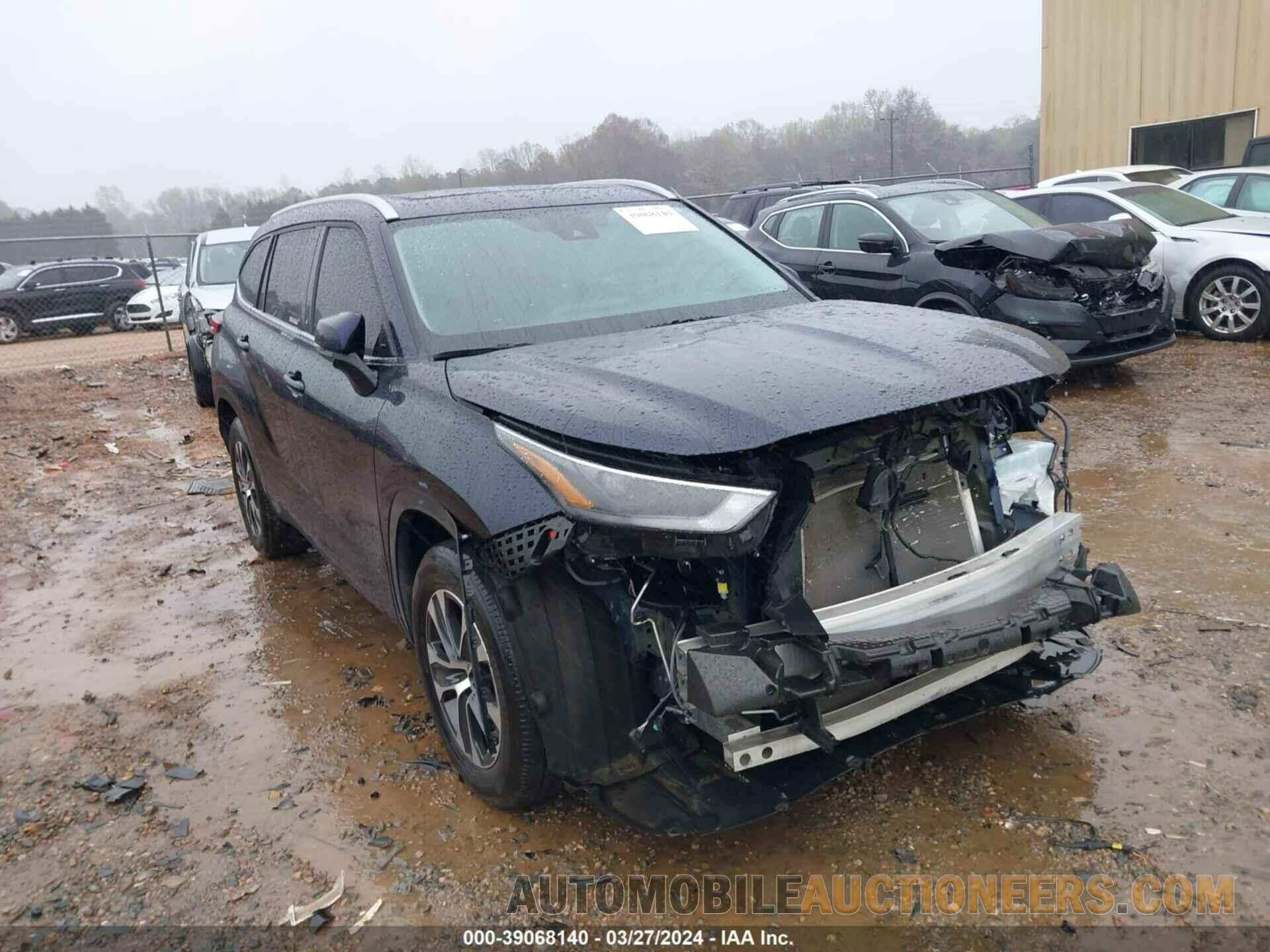 5TDHZRAH5NS103646 TOYOTA HIGHLANDER 2022