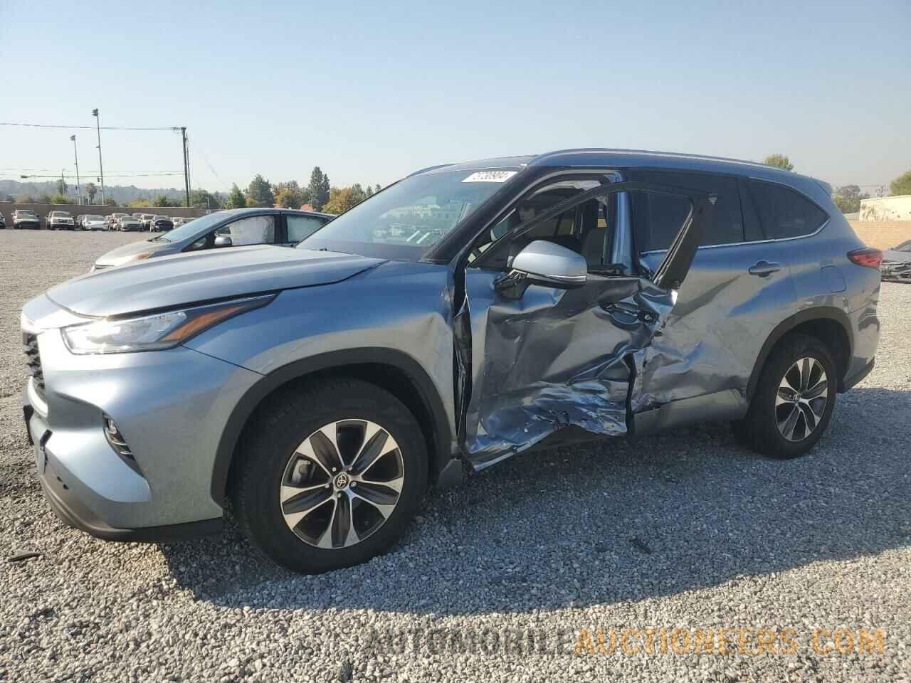 5TDHZRAH7LS004307 TOYOTA HIGHLANDER 2020