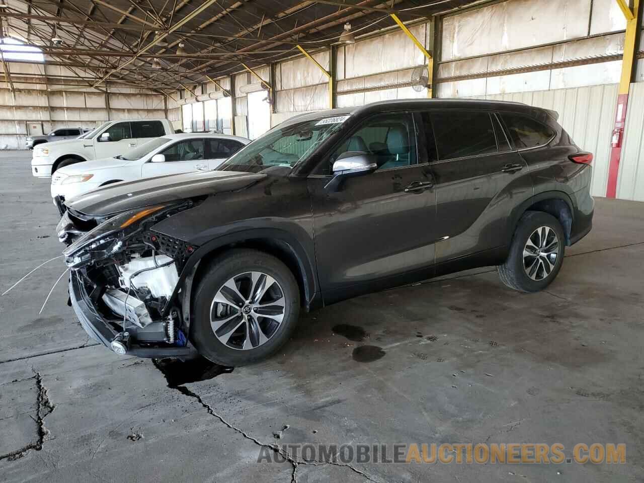 5TDHZRAH8NS551055 TOYOTA HIGHLANDER 2022