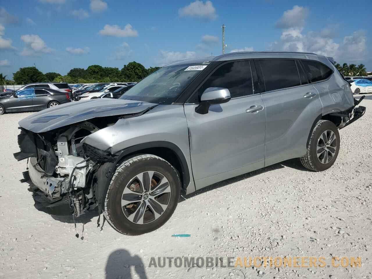 5TDHZRAH9MS035821 TOYOTA HIGHLANDER 2021